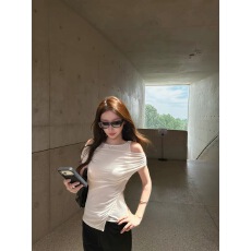 批发Goo Goo Eyes韩系真两件叠穿天丝斜肩<b class='q'>上衣</b><b class='q'>女</b>夏修身显瘦气质两件套