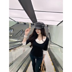 批发秋季新款韩系古早感黑白设计感小众拼接中袖上衣女