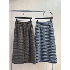 批发韩国<b class='q'>东大门</b><b class='q'>代购</b>2025年冬季新款气质港风格子包臀半身长裙女