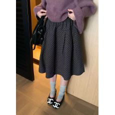 批发韩系黑色波点半身裙女2026秋冬设计新款小个子毛呢百搭花苞裙<b class='q'>中裙</b>
