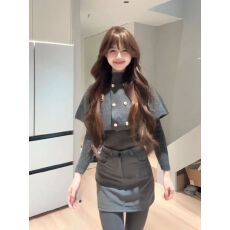 批发韩系少女感两件套女冬季新款灰色斗篷针织披肩+内搭<b class='q'>休闲</b>打底上衣