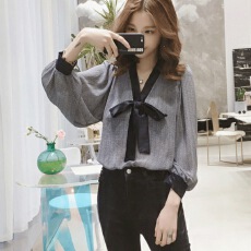 批发2026春装新款女装韩范V领雪纺衬衣女<b class='q'>喇叭袖</b>宽松百搭打底衬衫上衣