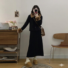 批发温柔气质慵懒风设计感小众豹纹毛领单排扣厚短外套+半身裙套装