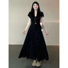 批发2026夏季新款 法式墨点星芒<b class='q'>连衣裙</b>碎花显瘦赫本风小众黑色长裙