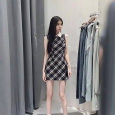 批发复古<b class='q'>格子</b>无袖衬衫连衣裙子女夏季2026新款polo领法式气质收腰短裙