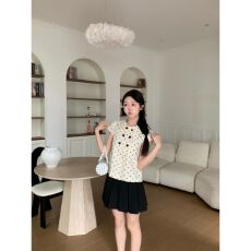 批发夏季新款波点娃娃领短袖衬衫女双排扣韩系减龄穿搭修身小上衣