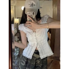 批发宫廷风小个子温柔蕾丝泡泡袖衬衣<b class='q'>女</b>夏季修身显瘦短袖衬衫甜美上衣