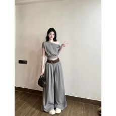 批发盐系高级感<b class='q'>运动</b>服套装女夏季显瘦<b class='q'>时尚</b>斜肩短袖阔腿裤休闲两件套潮
