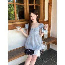 批发【晨露未晞】甜美浅蓝方领<b class='q'>泡泡袖</b><b class='q'>上衣</b>夏季A字裙摆收腰衬衫