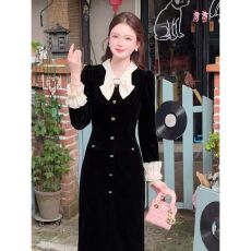 批发法式千金风显瘦<b class='q'>连衣裙</b>2026秋季撞色长裙