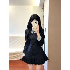 批发英伦学院风翻领长袖<b class='q'>连衣裙</b>女早秋韩系假两件<b class='q'>百褶</b>短裙