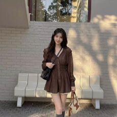 批发2026秋季新款韩系高质量轻奢长袖衬衫女V领百搭洋气减龄显瘦<b class='q'>上衣</b>