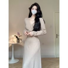 批发法式V领交叉扭结针织<b class='q'>连衣裙</b>女秋冬小香风收腰长裙大衣内搭<b class='q'>打底裙</b>