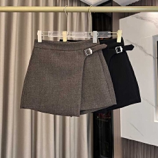 批发韩系不规则a字半身裙裤女秋季新款高腰设计感开叉<b class='q'>西装</b>毛呢短裤裙
