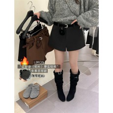 批发秋冬季新款设计感百搭显瘦毛呢短裤加厚保暖靴裤网红设计感配腰带