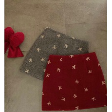 批发甜美红色蝴蝶结刺绣毛呢半身裙女<b class='q'>冬</b>季加厚防走光包臀A字裙短裙