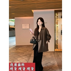 批发<b class='q'>夏</b>诗文 莱赛尔天丝棉撞色扣荡领上衣 女秋廓形可调节扣袢风衣外套