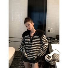 批发时尚套装毛领条纹<b class='q'>宽松</b>长袖套头上衣性感辣妹外穿洋气休闲百搭短裤