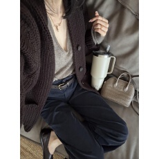 批发2025秋季新款韩系慵懒<b class='q'>针织</b>开衫外套V领<b class='q'>针织</b>上衣百搭裤子三件套