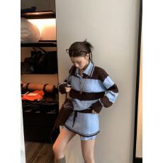 批发<b class='q'>针织</b>条纹简约长袖上衣性感辣妹半身裙气质显瘦洋气休闲百搭两件套