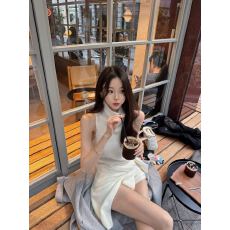 批发秋冬内搭性感辣妹打底无袖针织背心<b class='q'>女</b>纯欲挂脖吊带休闲短裤两件套