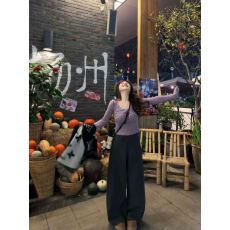 批发2026秋冬新款韩系<b class='q'>气质</b>辣妹扭结V领长袖紫色针织衫休闲<b class='q'>裤</b>两件套