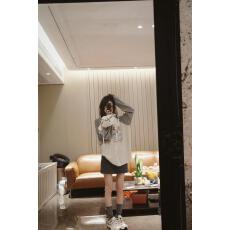 批发2026早秋新款韩系卡通印花插肩长袖<b class='q'>T</b><b class='q'>恤</b>女宽松显瘦百搭半身<b class='q'>裙</b>套装