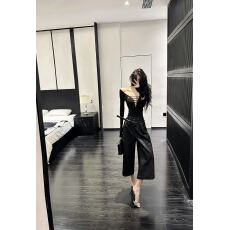批发辣妹风秋季宽松显瘦阔腿皮<b class='q'>裤</b>女高腰百搭休闲<b class='q'>裤</b>V领长袖<b class='q'>T</b><b class='q'>恤</b>上衣套<b class='q'>装</b>
