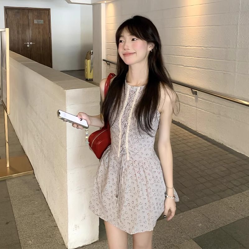 높은 품질 품질 프랑스식 품격 작은 키 민소매 꽃무늬 조끼 미니 스커트 여성 드레스 여름 2025 새로운