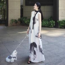 批发优质质量  海边度假巨好看的<b class='q'>连衣裙</b>女夏季大方挂脖吊带裙子背心裙