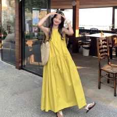 批发法式黄色气质圆领<b class='q'>背心</b>连衣裙女2026夏季新款挂脖式宽松显瘦<b class='q'>长裙</b>子