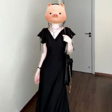 批发赫本风法式黑色v领连衣裙子女装夏季2026<b class='q'>新款</b>爆款高级感气质长裙