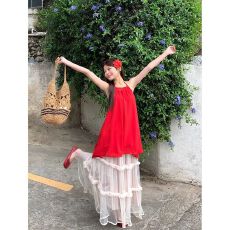 批发穿搭一整套红色吊带<b class='q'>连衣裙</b>海边度假风大摆长裙两件套装