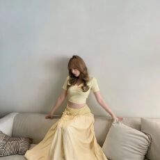 批发氛围感温柔纯欲夏季辣妹套装修身显瘦短<b class='q'>上衣</b>大摆半身长裙两件套