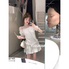 批发复古泡泡袖花边一字肩短袖<b class='q'>T</b><b class='q'>恤</b>女夏季收腰露肩两穿上衣