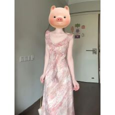 批发连衣裙<b class='q'>春</b>季2026新款女包臀独特设计感超好看度假吊带裙子