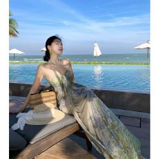 批发法式绝美吊带<b class='q'>长裙</b>海边度假绿色印花连衣裙海岛裙三亚拍照<b class='q'>沙滩裙</b>子