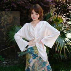 批发原版面料 夏季韩系设计感扭结衬衫+油画鱼尾半身裙两件<b class='q'>套装</b>女宽松