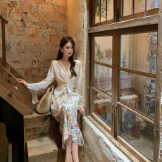 原版面料 夏季韩系设计感扭结衬衫+油画鱼尾半身裙两件套装女宽松