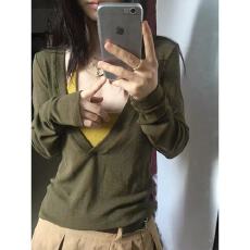 批发韩系漂亮穿搭v领长袖<b class='q'>打底</b>衫女早秋季气质独特巨好看内搭t恤<b class='q'>上衣</b>潮