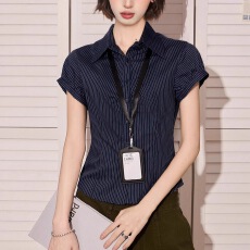 批发藏青色polo领正肩条纹短袖衬衫女夏季<b class='q'>设计</b>感掐腰收腰修身衬衣上衣