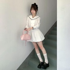 批发法式复古海军领长袖<b class='q'>连衣裙</b>女2026春季新款白色短款收腰显瘦<b class='q'>花苞</b>裙