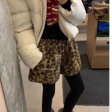 批发600克原版面料 秋冬款时尚抽绳高腰复古豹纹加厚保暖阔腿<b class='q'>短裤</b>女