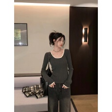 批发大圆领复古<b class='q'>气质</b>撞色修身打底上衣冬设计感内搭针织套头毛衣