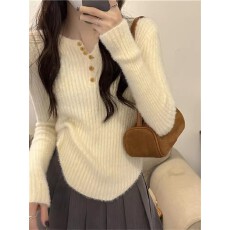 批发仿水貂毛刺绣针织衫毛衣女秋冬2025新款修身长袖短款内搭打底上衣