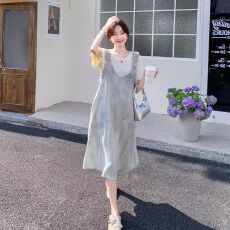 批发设计感背带裙套装女<b class='q'>中长款</b>2026夏季新款小众不撞款两件套连衣裙子