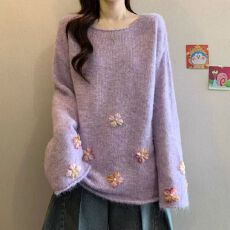 2026新款温柔高级感立体花朵刺绣孕妇装秋冬减龄宽松显瘦毛衣打底