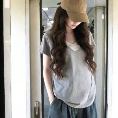 批发2026<b class='q'>夏</b>季孕妇装韩版新款V领宽松遮肚显瘦休闲纯色假两件孕妇T恤