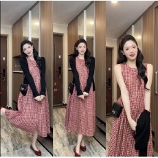孕妇装夏装2026新款连衣裙套装韩版防晒开衫格子背心裙长款两件套