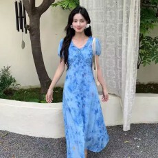 法式复古碎花短袖女夏2026新款碎花拼接温柔风V领遮肚显瘦孕妇装